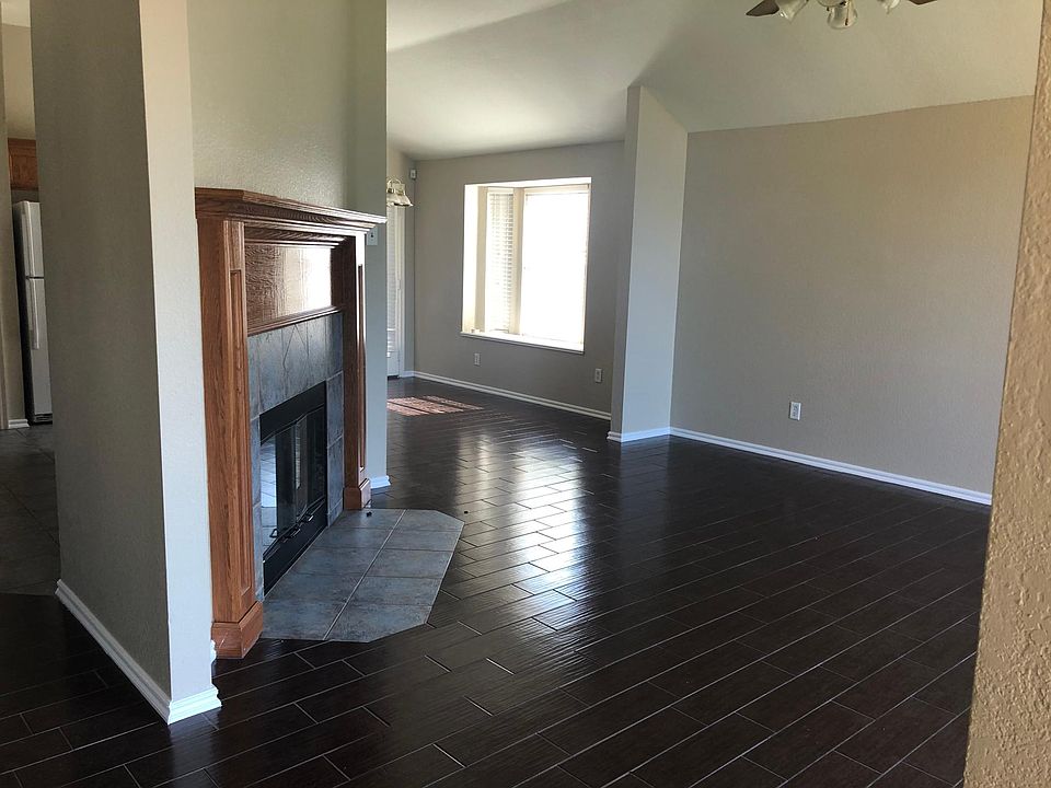 Living room seen from entry foyer
