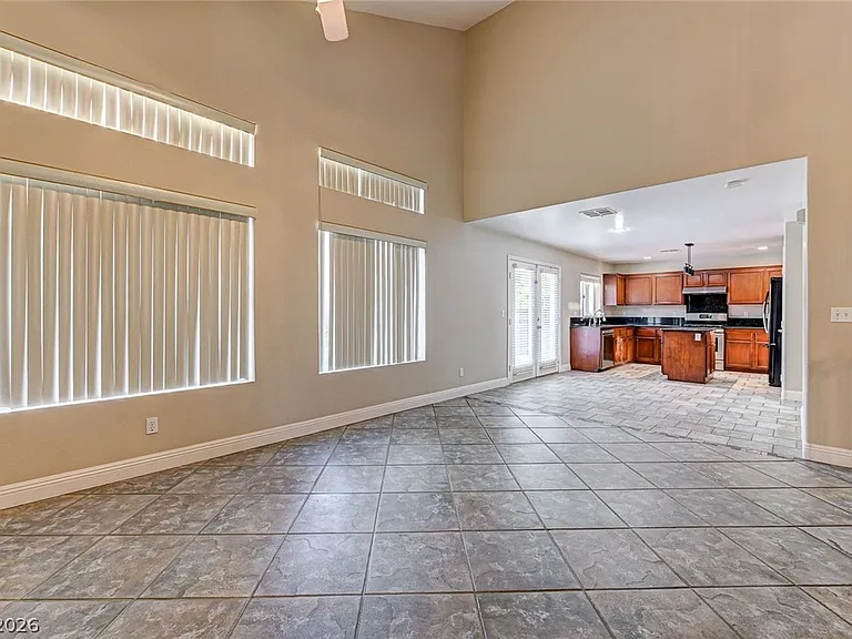 317 Greenleaf Glen St — Photo 16