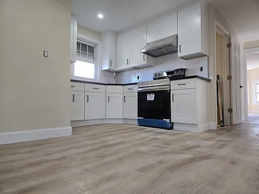 Rented by Gosen Properties | media 1