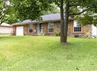140 N Wynwood Ave, Republic, MO 65738
