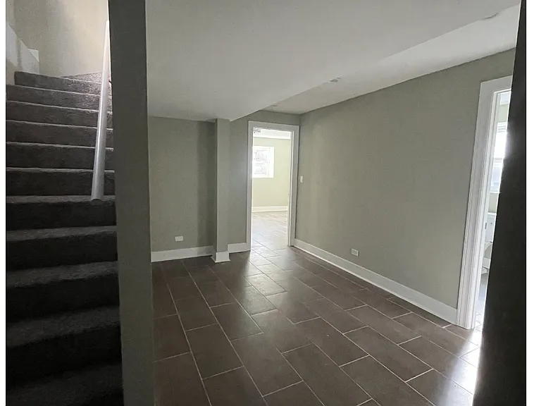 6448 S Saint Lawrence Ave #1 — Photo 6