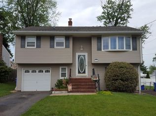 36 George St, Avenel, NJ 07001