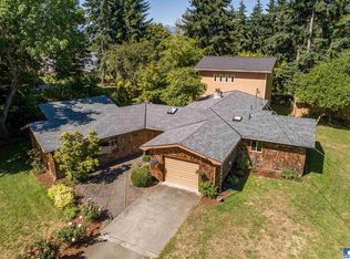 223 Hudon Rd, Sequim, WA 98382