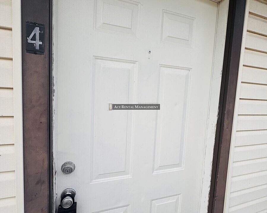 1st image of 101 1st Ave #4