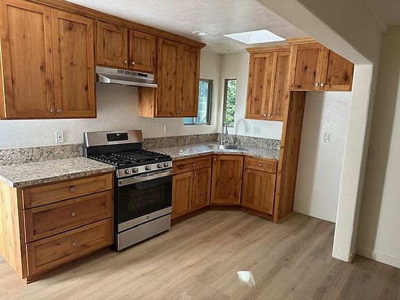 3rd image of 306 Cedar Brook Dr
