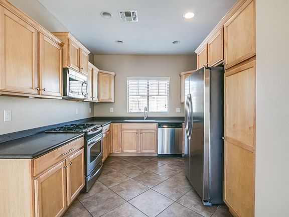4th image of 29455 N 22nd Ave