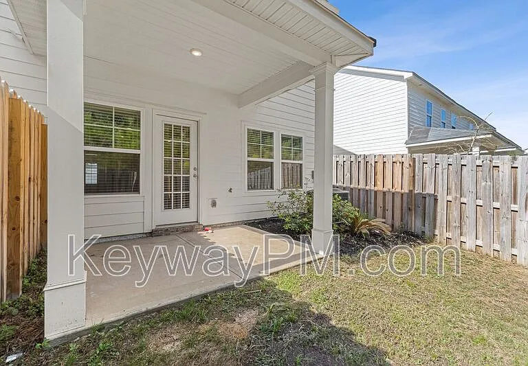 1066 Linsmore Ave — Photo 18