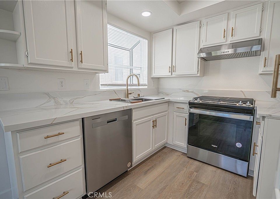 1st image of 19806 Sandpiper Pl Unit 5