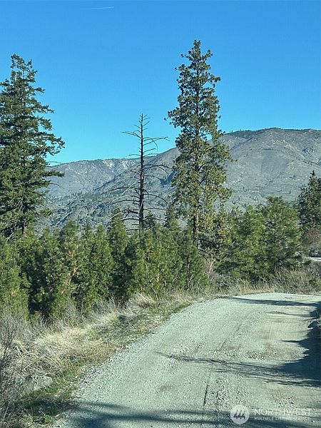 3rd image of 1669 Emerson Acres Road