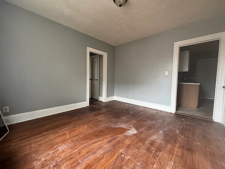 106 Rowe Ave #3N — Photo 5