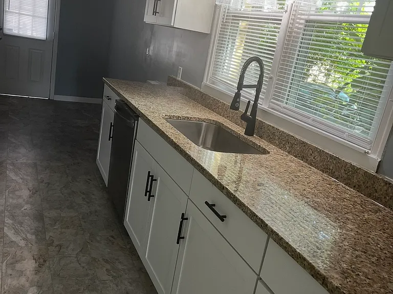 2928 English Ave — Photo 11
