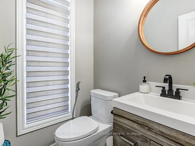182 Fair St — Photo 15
