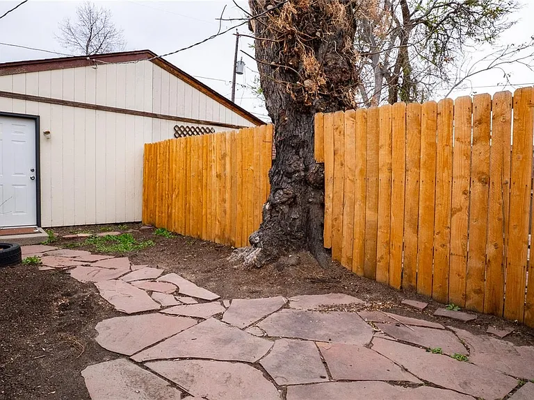 338 Inca St — Photo 22