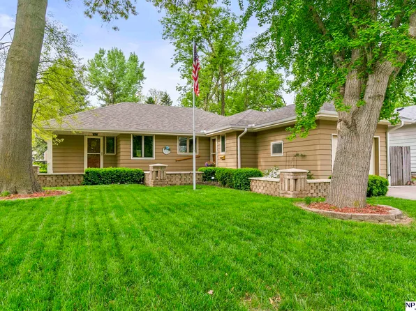 2065 Grant St, Blair, NE 68008