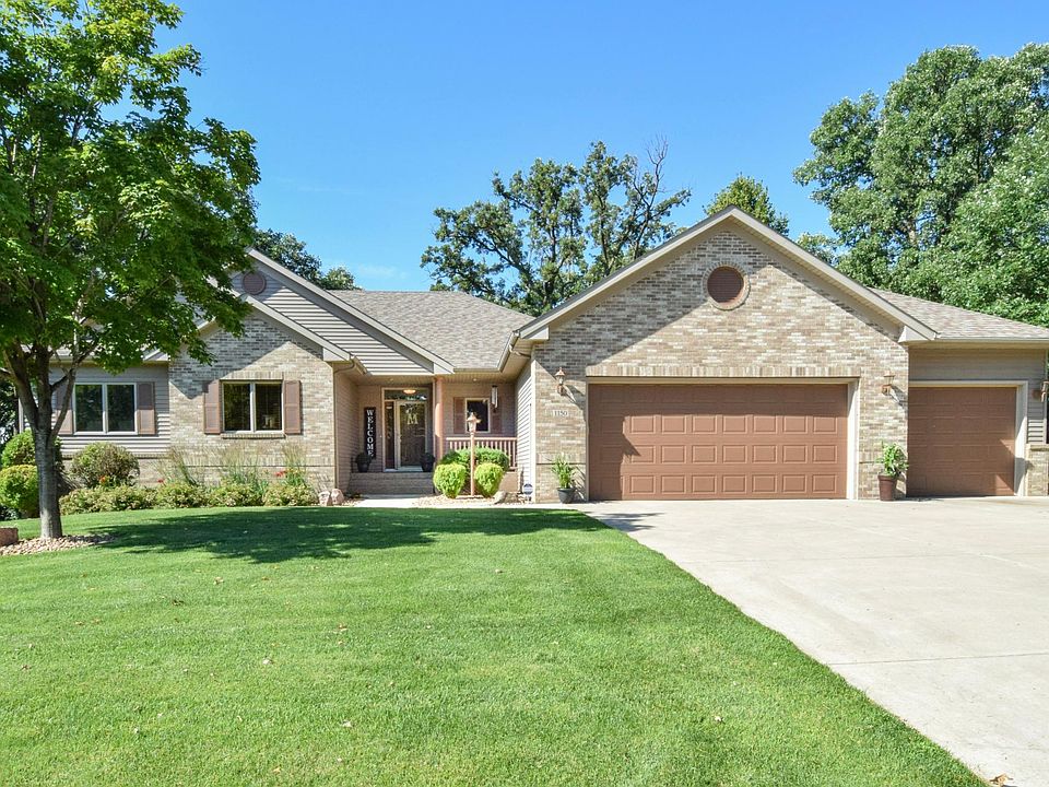 1st image of 1150 Oakcrest Dr