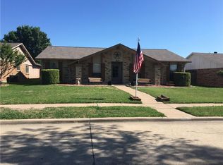 5633 Tucker St, The Colony, TX 75056