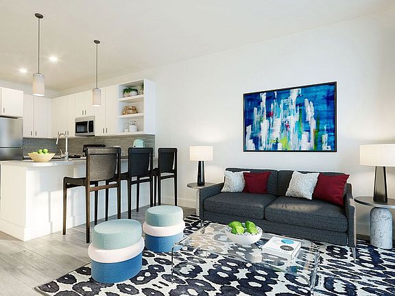 4th image of 730 Glenwood Ave SE #402