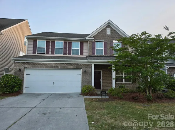 16059 Harbor Hill Dr, Charlotte, NC 28273