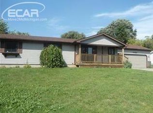 4325 Country Ln, North Branch, MI 48461