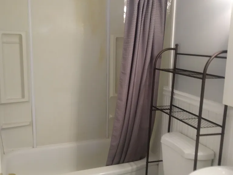 3904 Linwood Ave — Photo 5