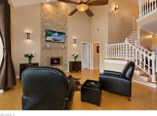 10886 Longshore Way W, Naples, FL 34119