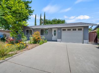 7166 Arutas Dr, North Highlands, CA 95660