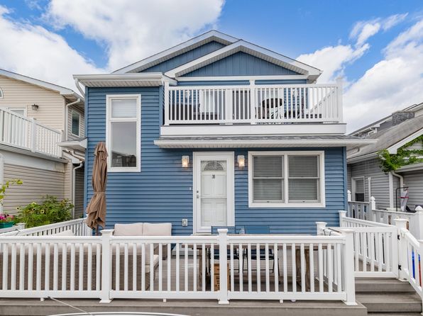 38 California St