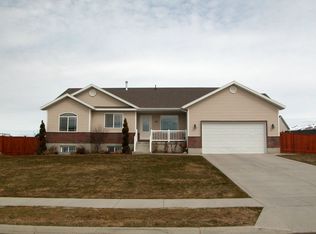 175 W 300 S, Hyde Park, UT 84318