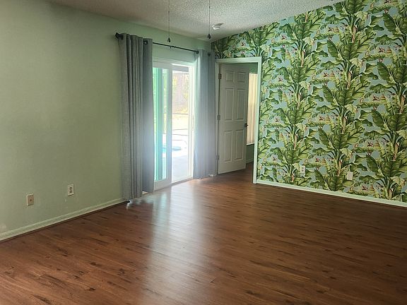2nd image of 7302 Bumelia Dr