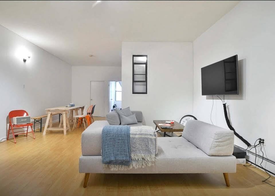 2nd image of 344 Livingston St APT 3