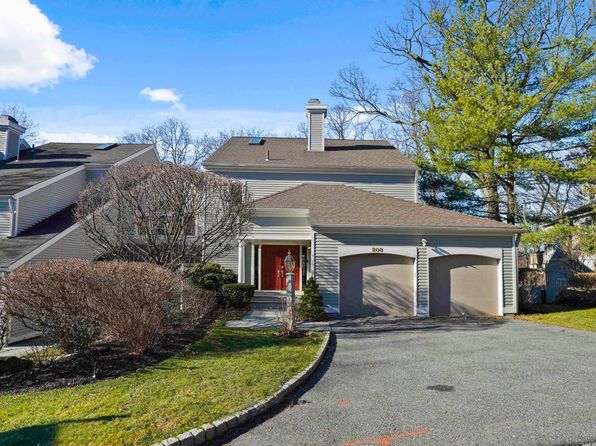 208 Boulder Ridge Rd