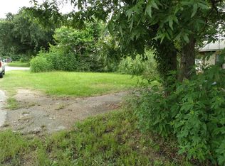 724 W Ash St, Angleton, TX 77515