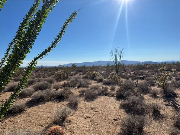 24212013 S Sundance Kid Rd, Yucca, AZ 86438
