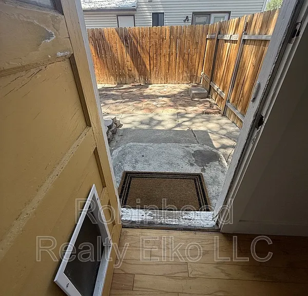 620 Maple St — Photo 18