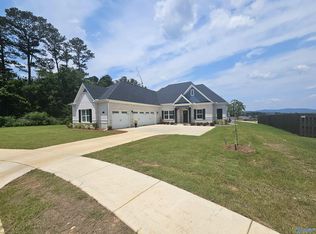 7656 Shaun Leslie Cir, Owens X Rds, AL 35763