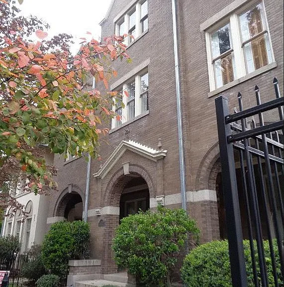 223 S Cherry St #1C — Photo 2