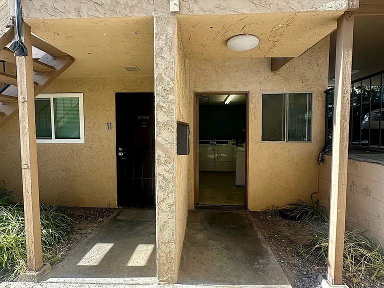 4562 Twain Ave #11 — Photo 28