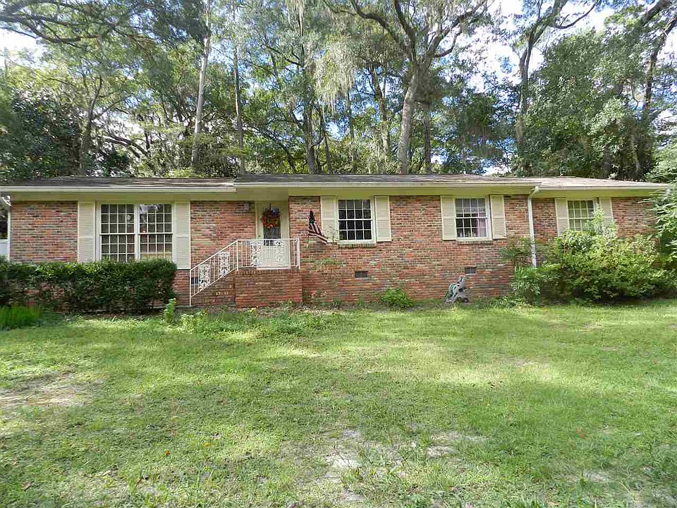 1st image of 905 Lasswade Dr