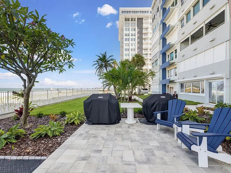 17400 Gulf Blvd #J7 — Photo 28