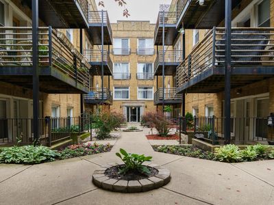 4606 N Monticello Ave APT 1N, Chicago, IL, 60625