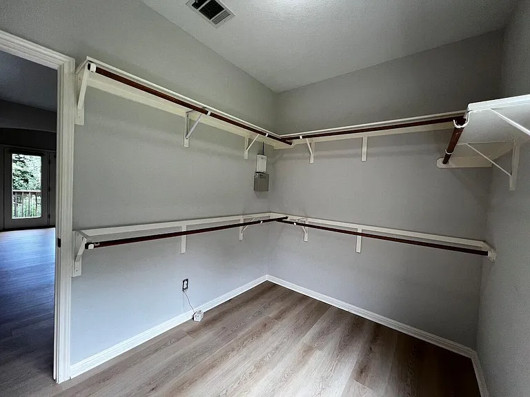 12513 Palfrey Dr — Photo 37