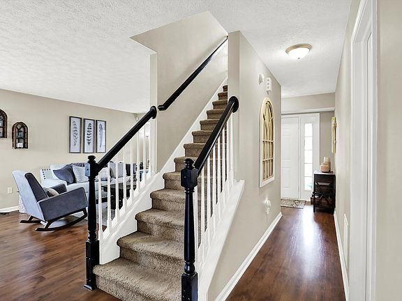 5th image of 9682 Indigo Ln
