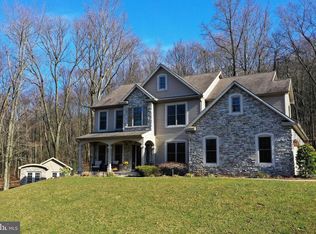 576 Blue Mountain Pkwy, Harrisburg, PA 17112