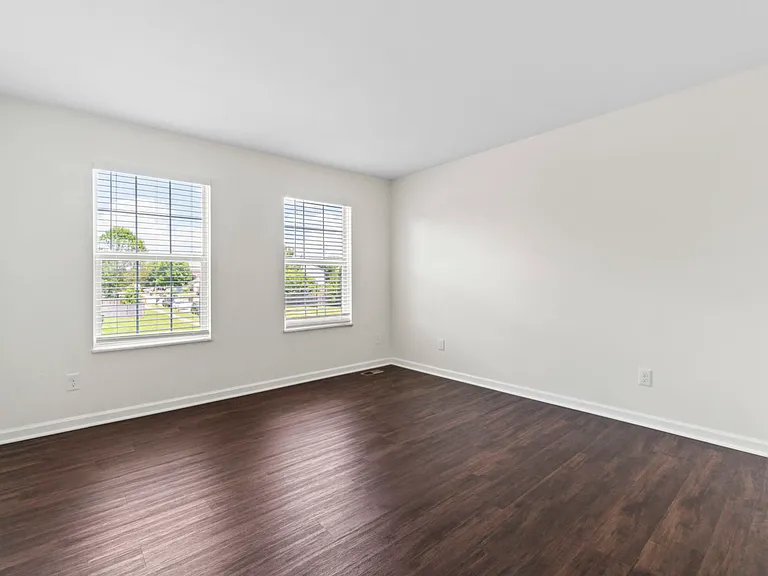 6981 Bennell Dr — Photo 12