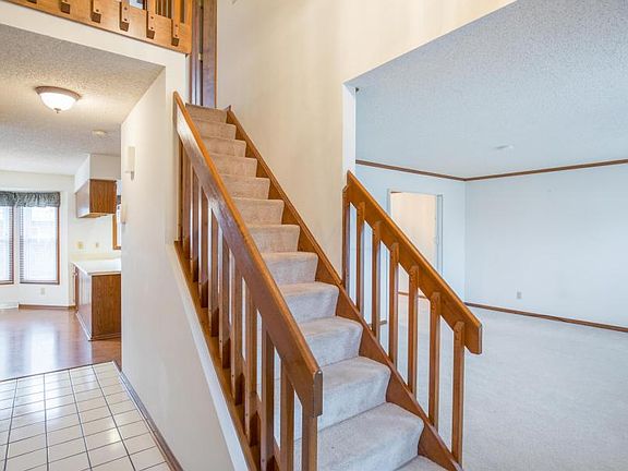 2nd image of 181 Needlewood Ln