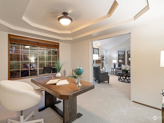 5th image of 480 Indigo Place NW
