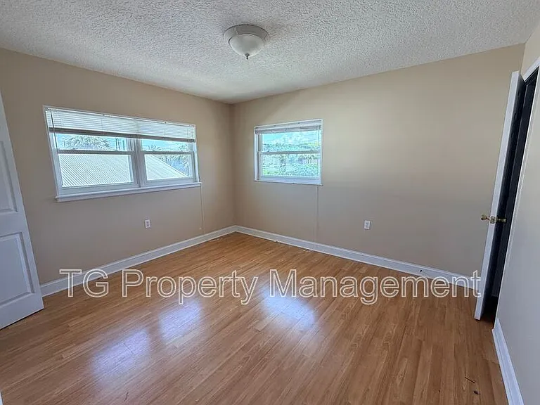 342 Tarpon Ave #342 TARPON AVE — Photo 20