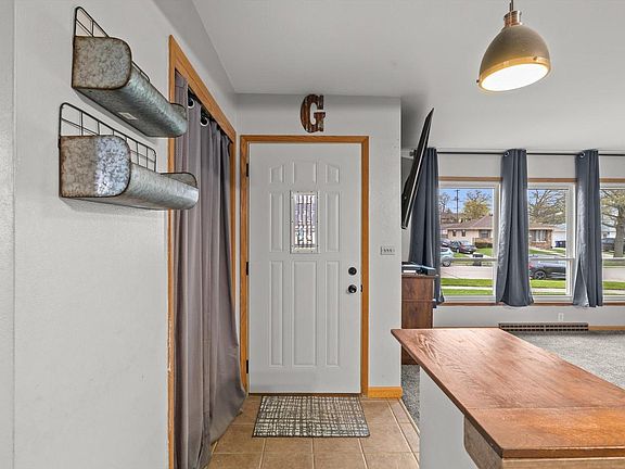 3rd image of 5301 Marboro DRIVE
