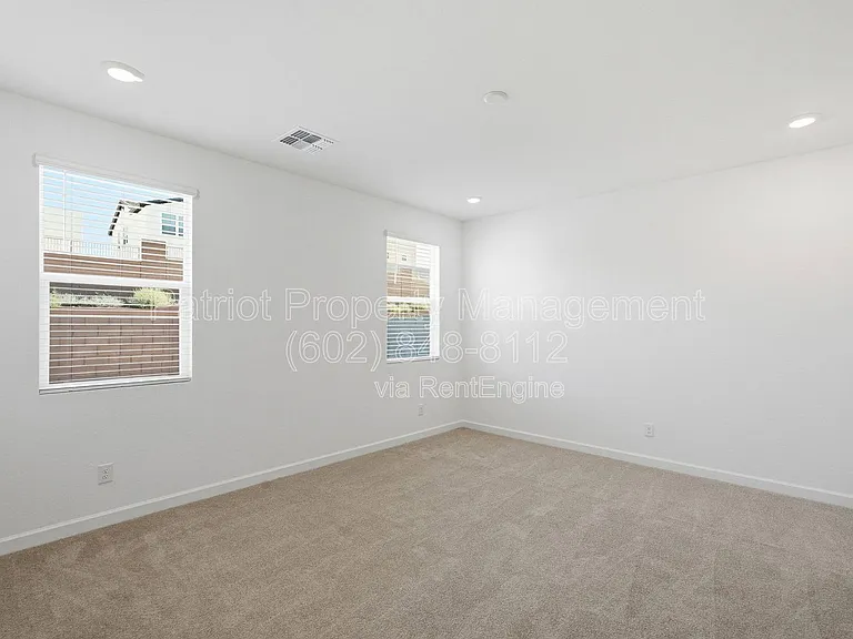 7404 W Buckhorn Trl — Photo 13