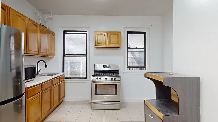 Rented by Compass | media 3